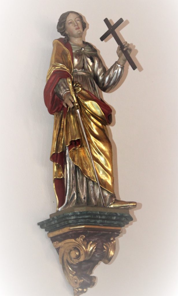 Figur der Heiligen Margaretha in der Filialkirche Sankt Margaretha in Brey